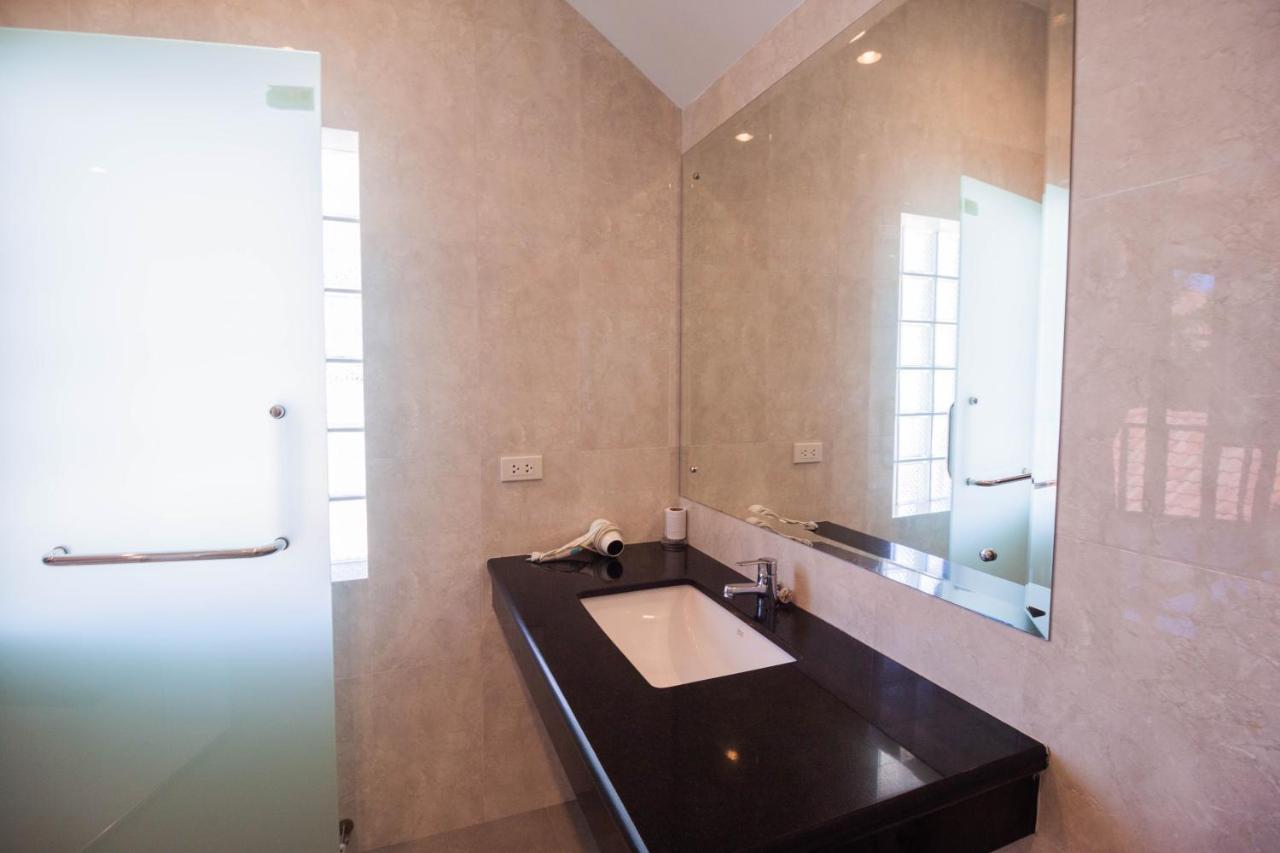 Luxury Pool Villa 4 Bedroom 900M Beach 1.5 Km Downtown Pattaya Eksteriør billede